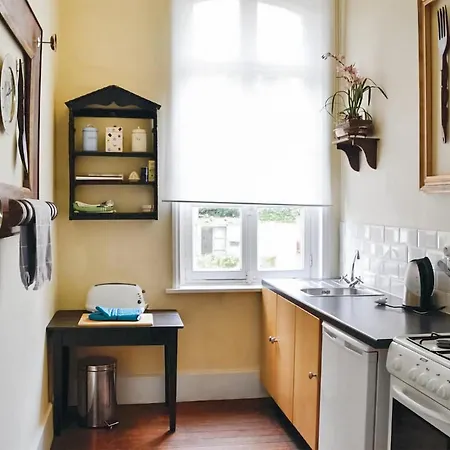 1 Bedroom Gorgeous In Marconne